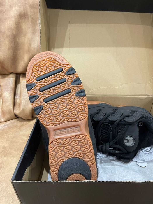 Adidași noi cutie Osiris superbi originali