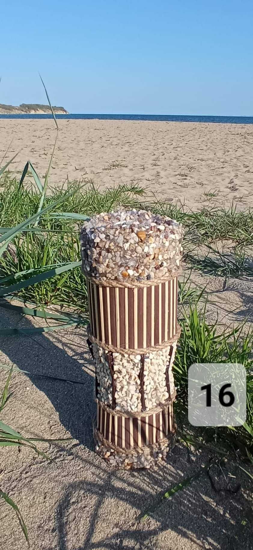Ръчно изработени вази с натурални морски материали