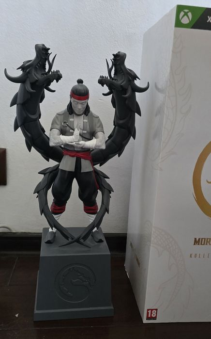 Figurina Mortal Kombat 1 Collector's edition 42cm + steelbook sigilat
