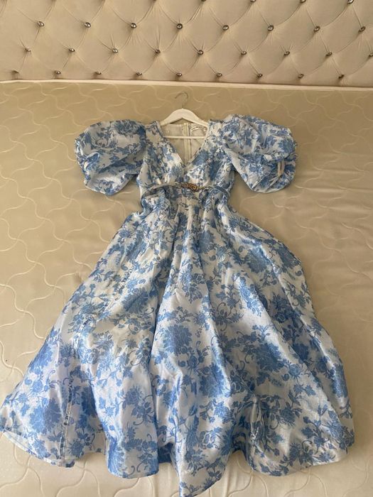 Көйлек сатылады!