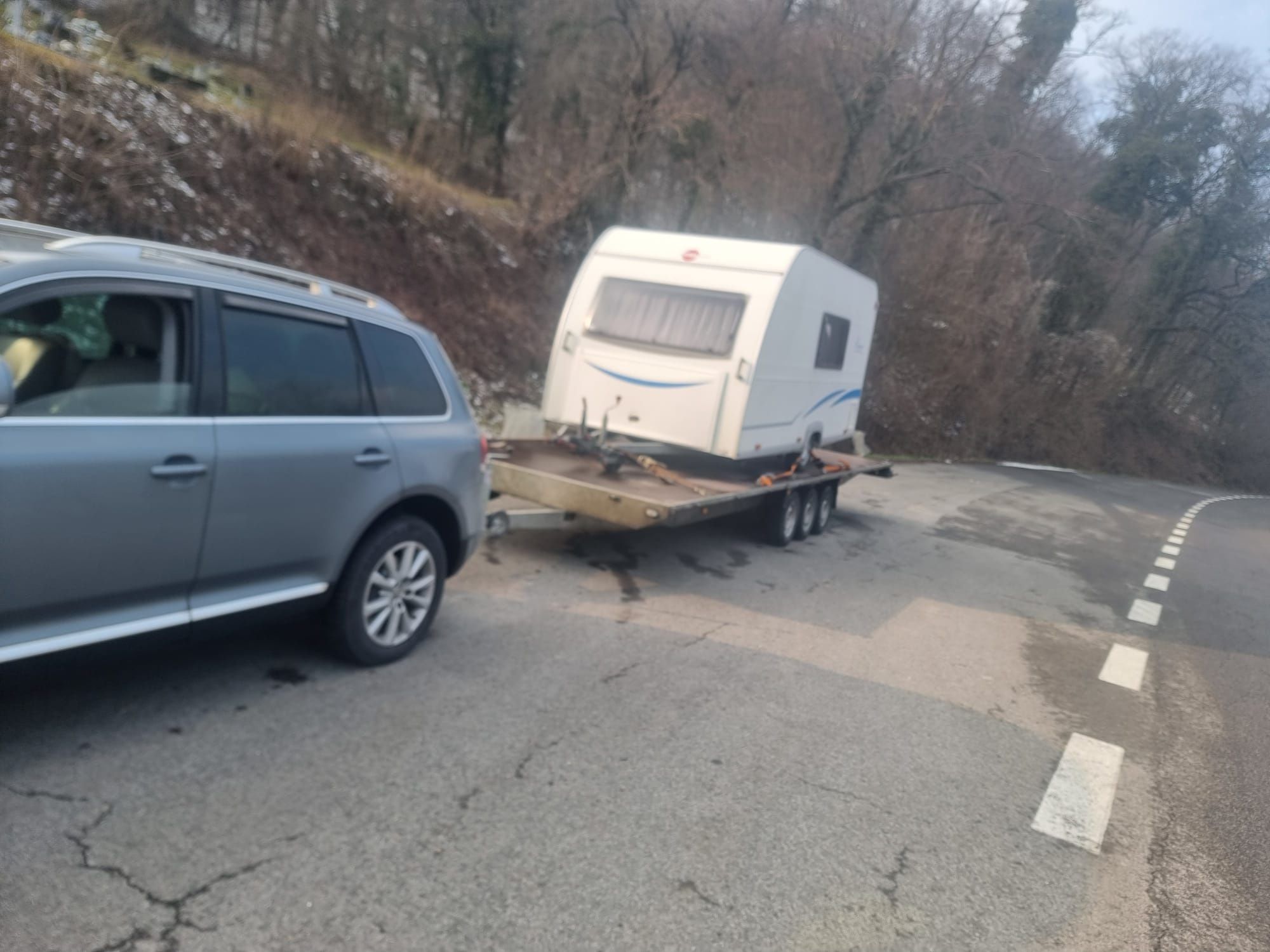 Transport Auto POLONIA- Tractări Dube/Utilaje/Rulote ORADEA