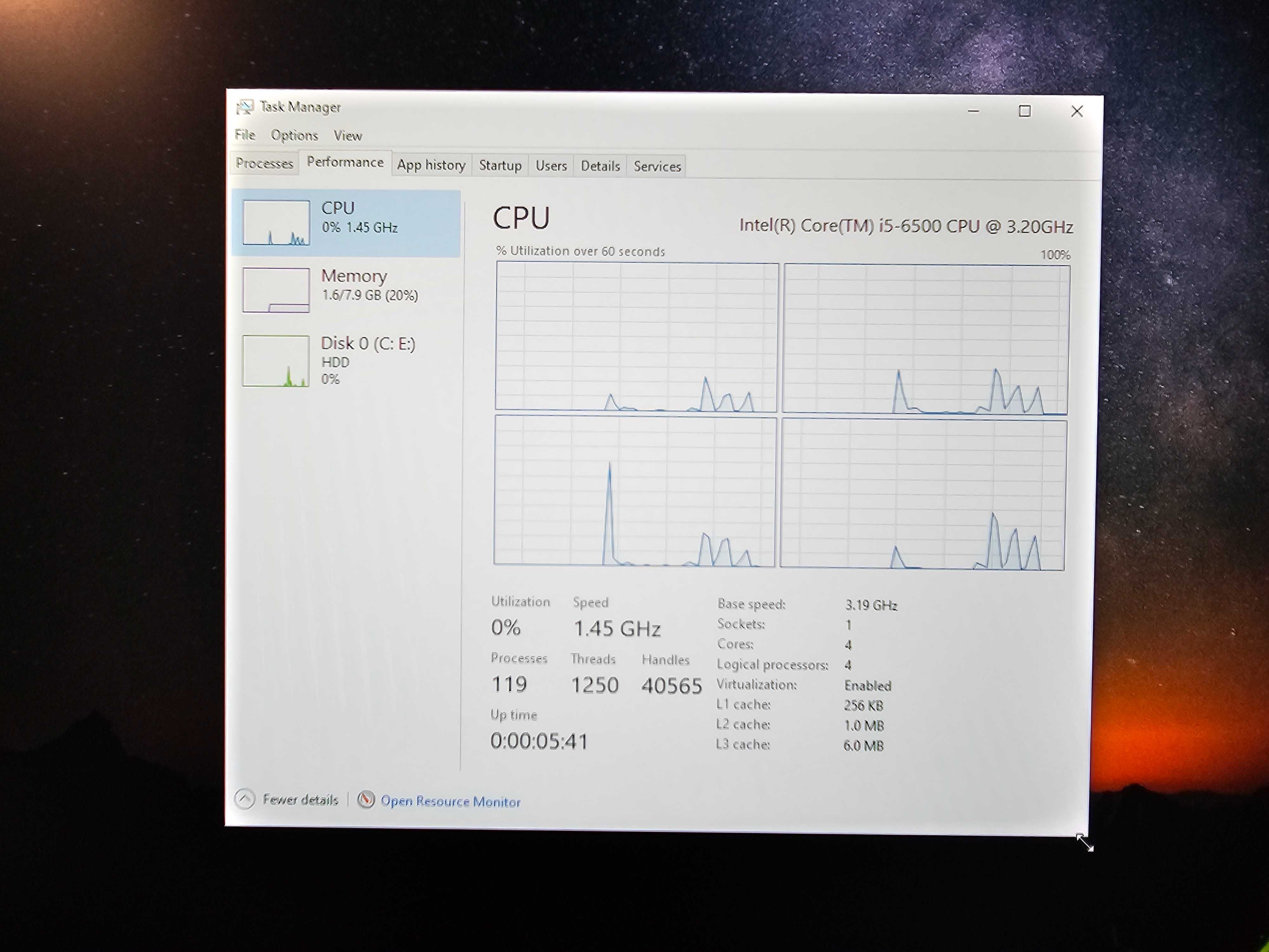 Компютър HP 800 Elitedesk G3 i5/128GB ssd/8 ram