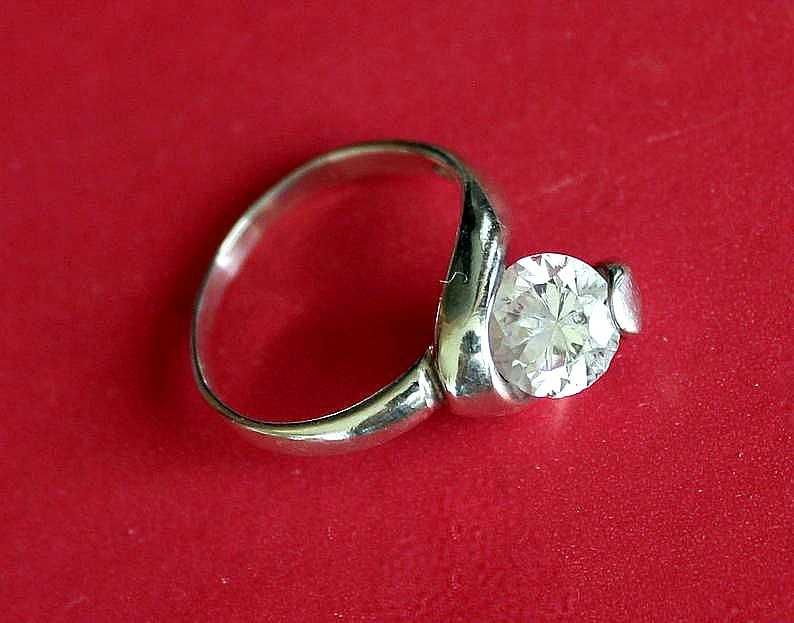 Дамски сребърен пръстен проба 925