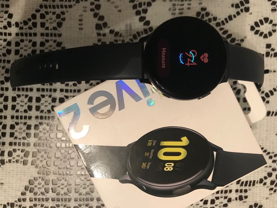 Часовник Samsung Galaxy Watch Active2