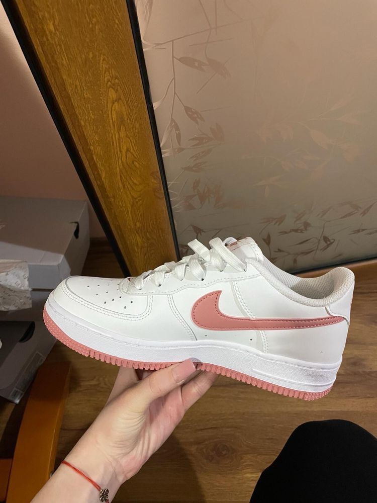 Nike AIR FORCE 1 femei