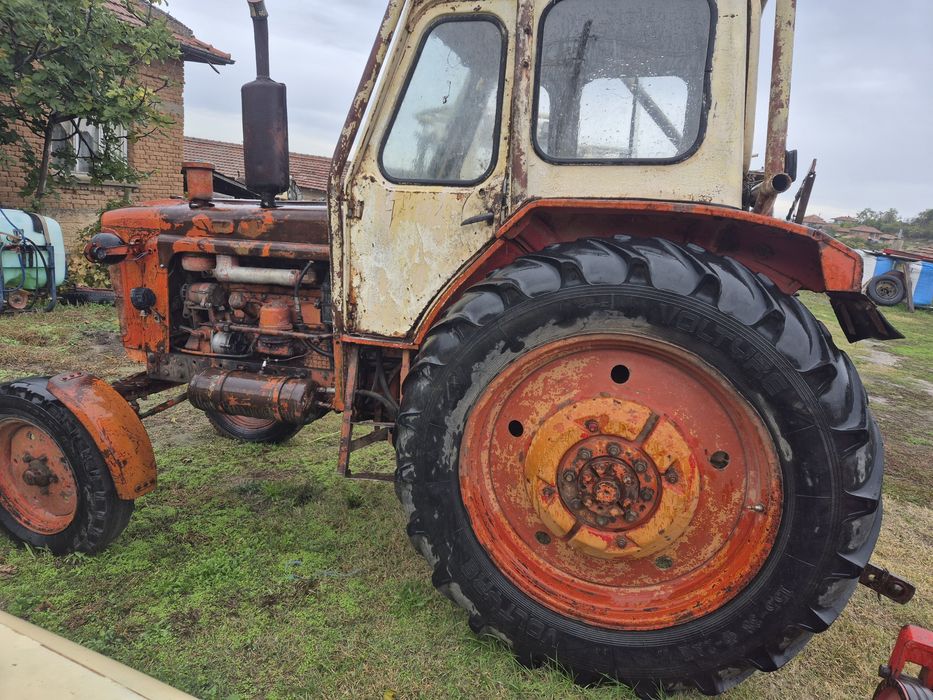 Трактор колесен юмз 6л