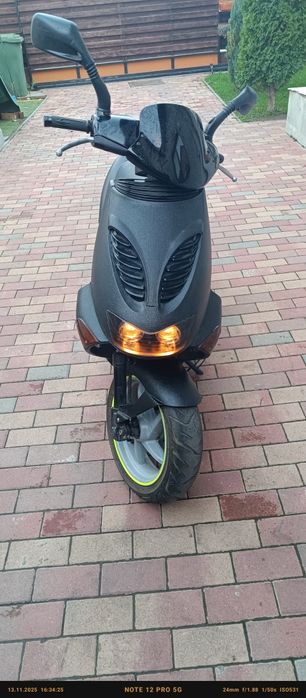 Aprilia SR 50 de vazare