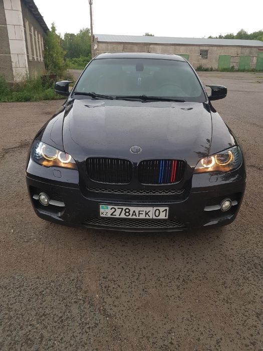 Продам бмв х6 2010года 3литра
