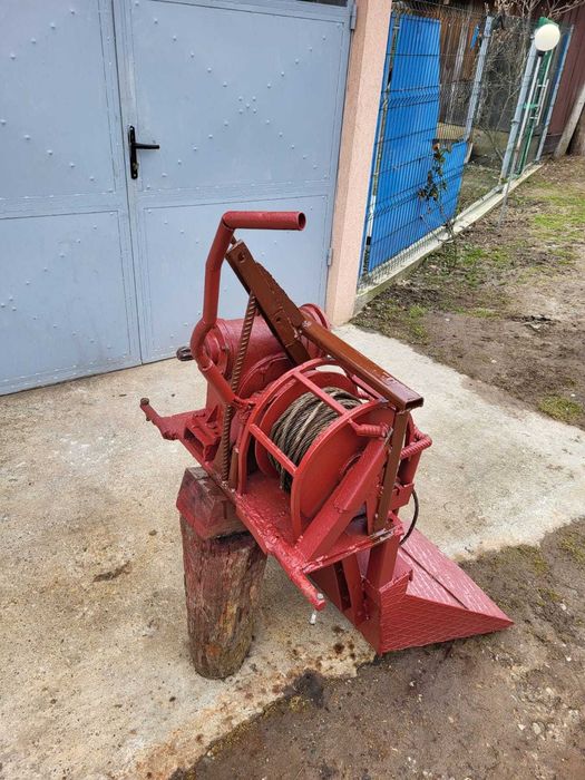 Troliu forestier in tiranți