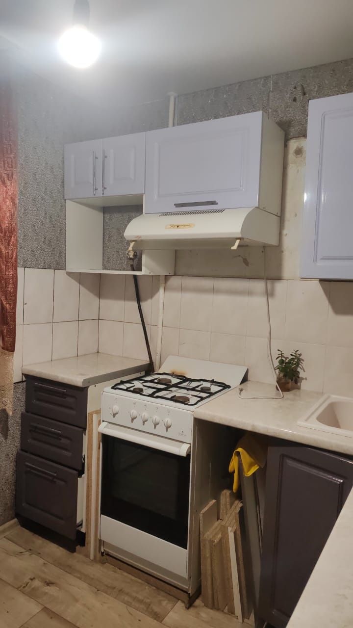 Продам вытяжку б/у