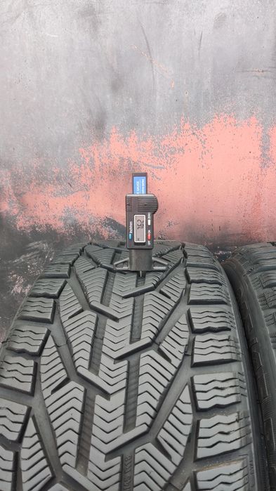 2бр. зимни гуми 245/45/18 Kormoran Snow
dot22-23