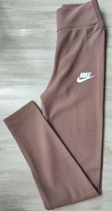 Клин Nike , спортни екипи