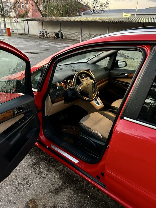 Opel Zafira B 1.9 CDTI 150 cp