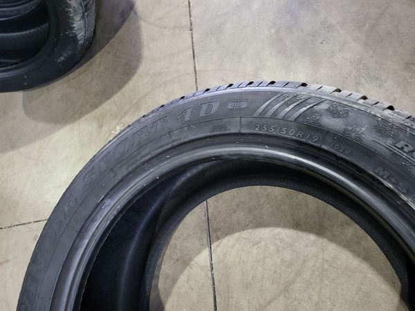 255/50/19//235/55/19 DUNLOP