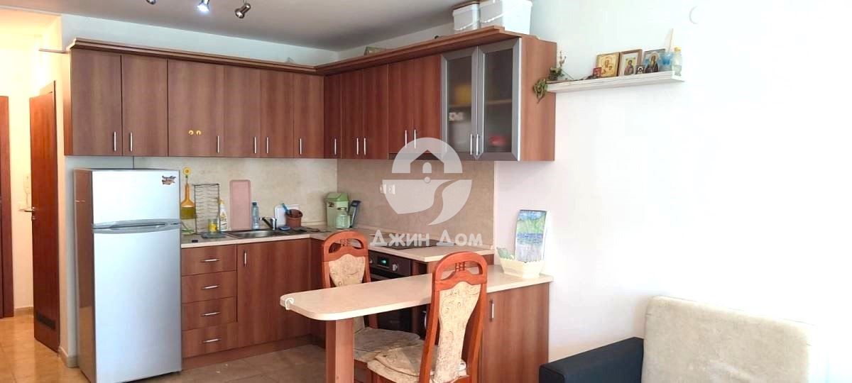 Продава се Едностаен апартамент в Свети Влас - 39 кв.м за 1334 €/кв.м - Снимка #2