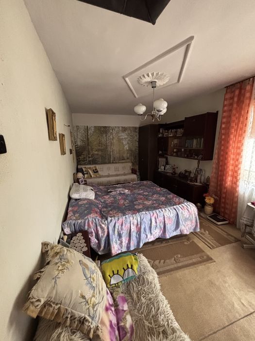 Двуетажна вила село Йорданово