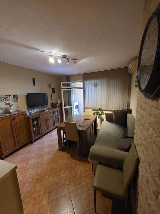 Продава се Едностаен апартамент в Бургас, Меден рудник - зона А - 57 кв.м за 2088 €/кв.м - Снимка #1