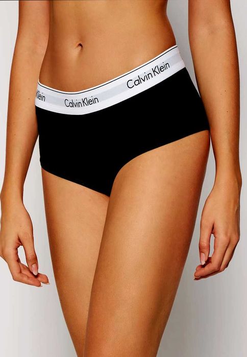 Ново. Дамски боксерки Calvin Klein, размер S