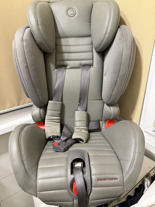 Продам автокресло Happy Baby