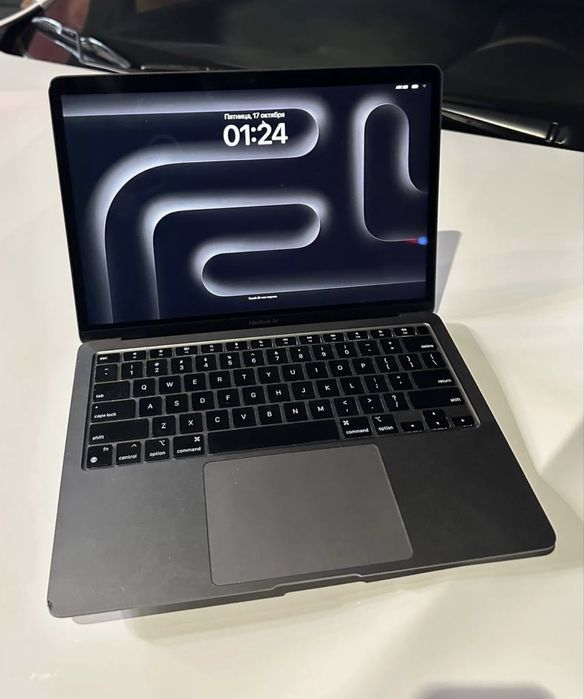 Macbook Air M1 8/256
