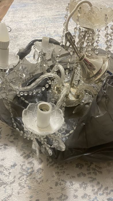 Продам люстру хрустальную