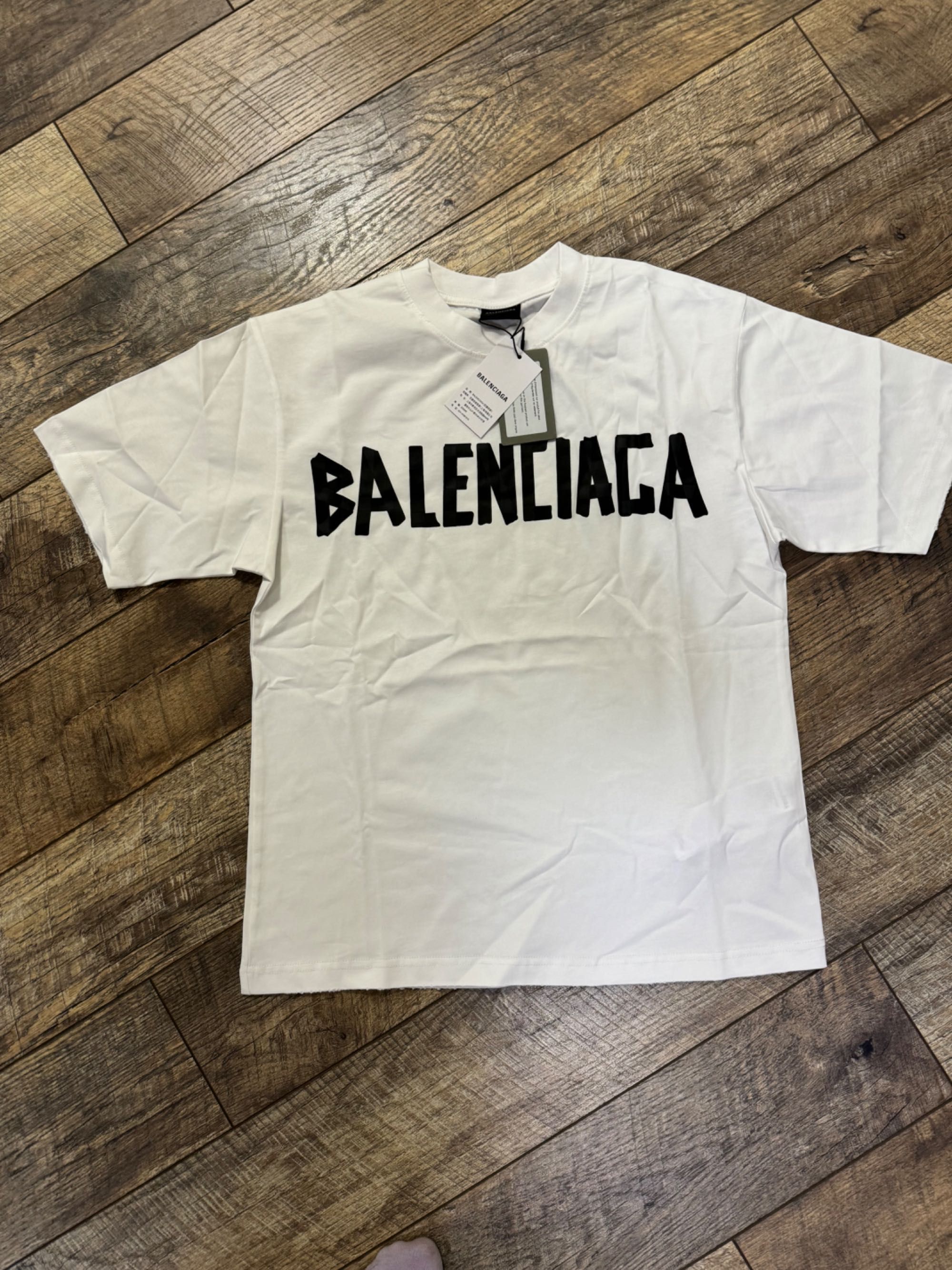 Дамска тениска Balenciaga