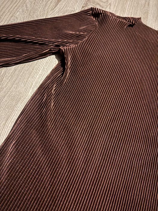 Плесирана блуза с половин ръкав