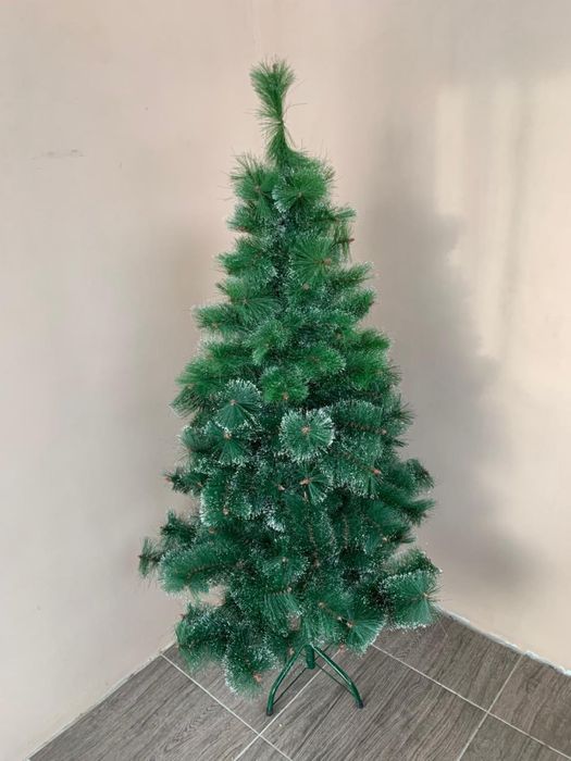 Продам елки 1.5м