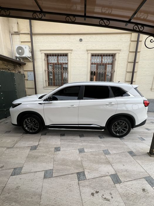 Dong feng Fengon S 508 restayling