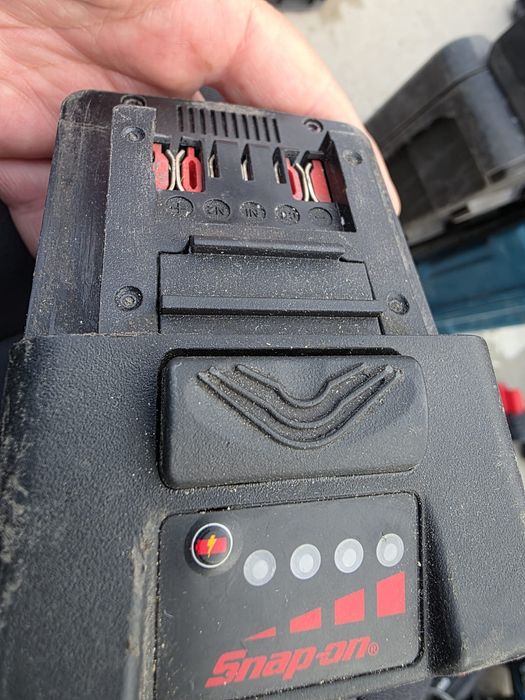 2 Baterii 18v snap on