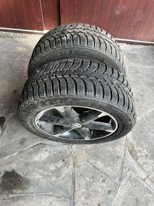 BRIDGESTONE Зимняя резина с диском! Отличное состояние!