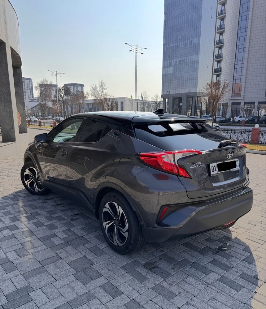 Продается Toyota C-HR