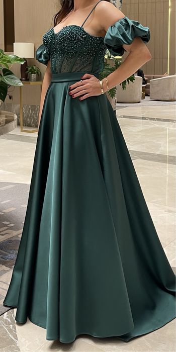 Вечернее платье