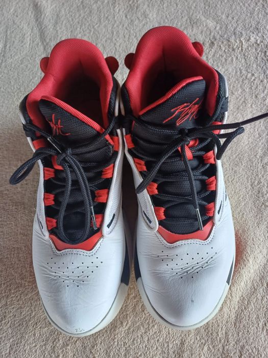 Jordan max aura 4 + nike mercurial vapor 15