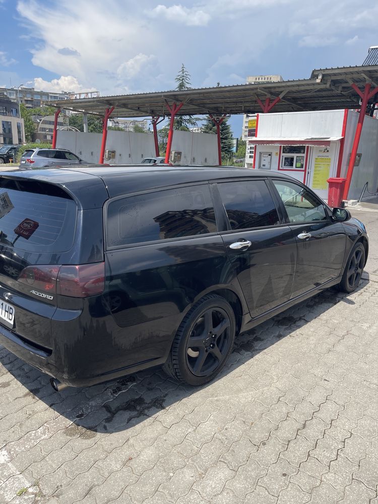 Хонда акорд 7 турър 2.4