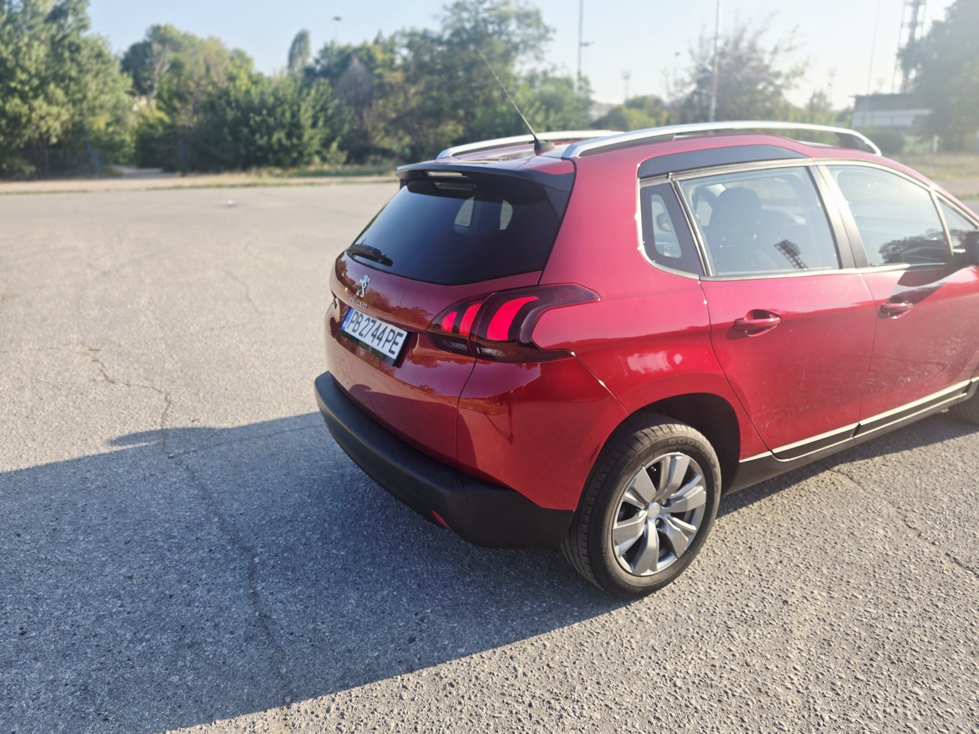 Peugeot 2008 1.2 Pure Tech 110 hp Allure 63 000 km