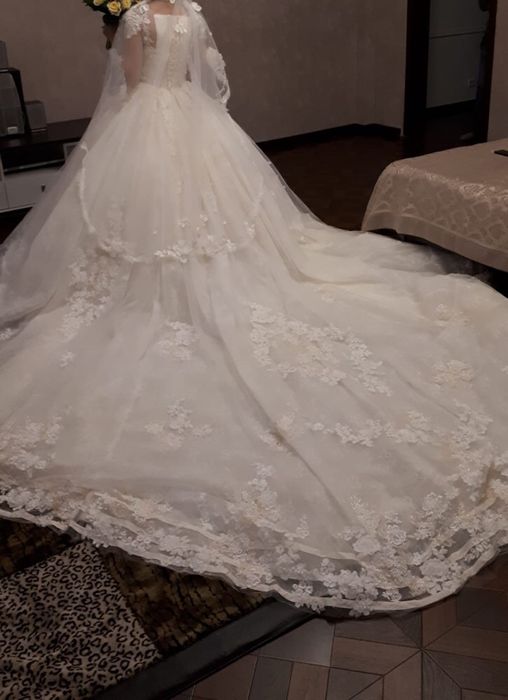 Свадебное платье