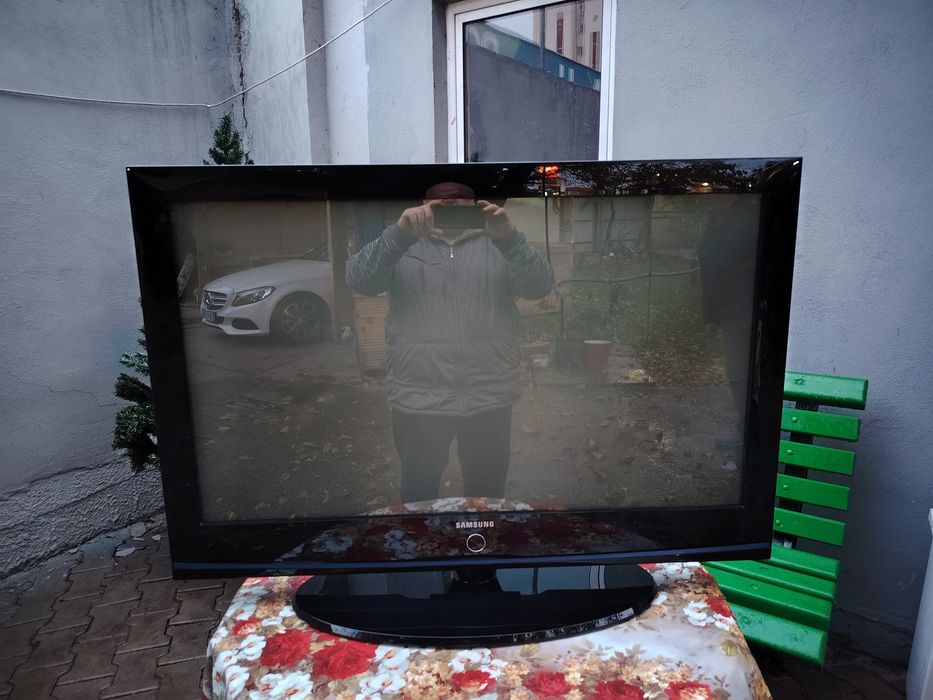 Televizor plasma Samsung 106 cm