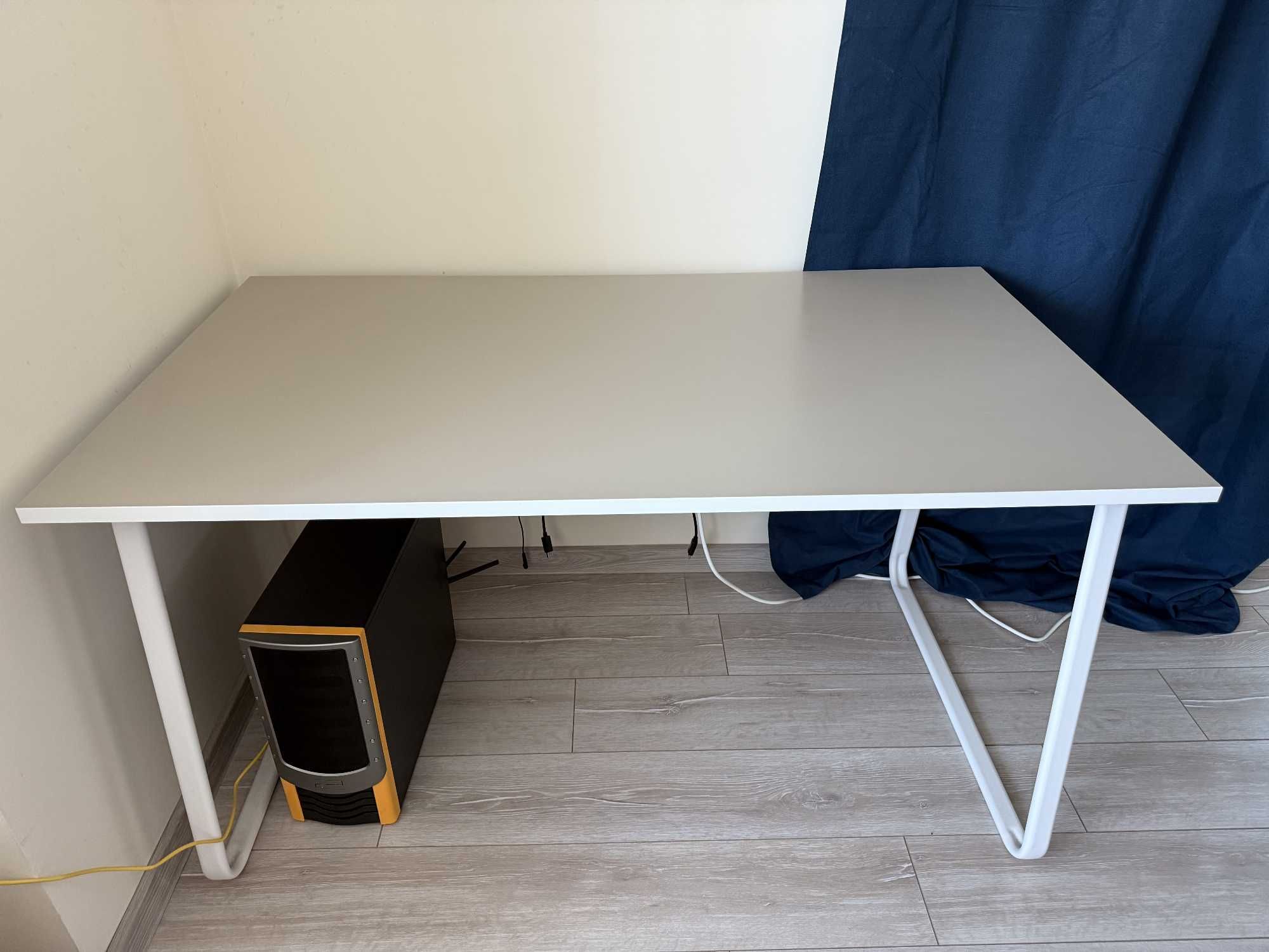 IKEA Huvudspelare бюро.