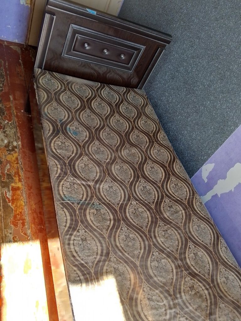 Продам кровать за 350тыс