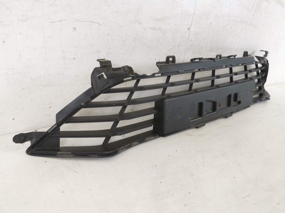 Долна решетка Рено Меган 4 Фейслифт / Renault Megane 4 Facelift [ - ]