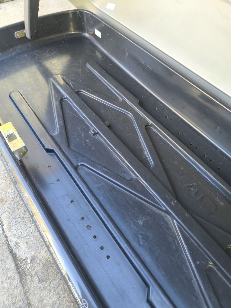 Авто бокс Thule Liberty 500