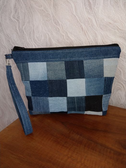 Клъч портмоне и несесер