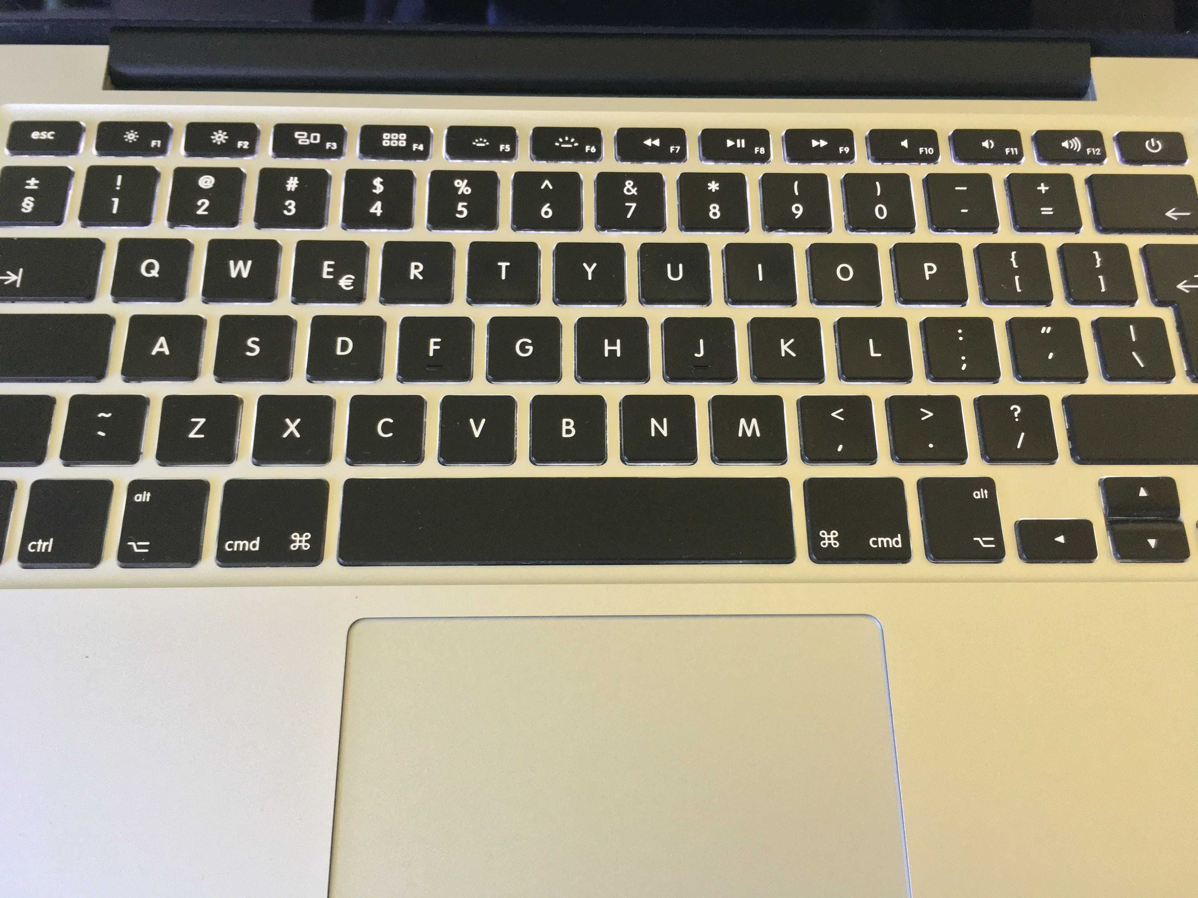 macbook pro retina 13" 2013-2014, A1502, intel i5 2.4 ghz, ssd 256 gb