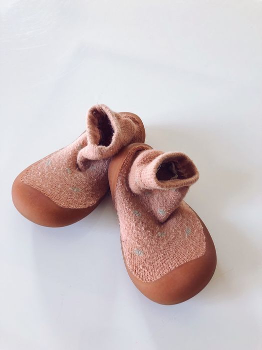 Papuci barefoot antiderapanti Zara marimea 20