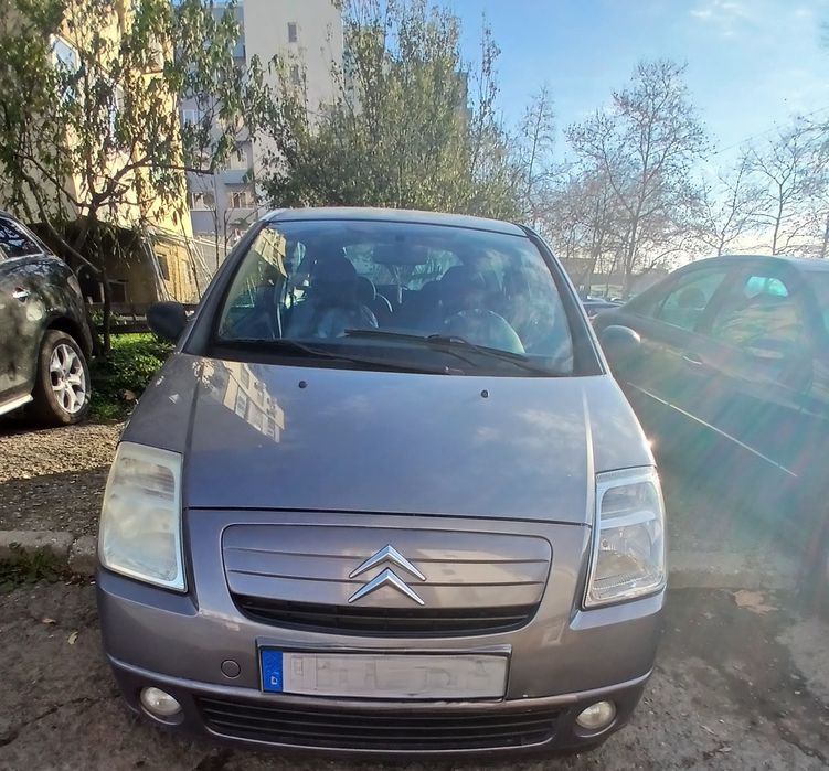 Продавам цитроен ц2