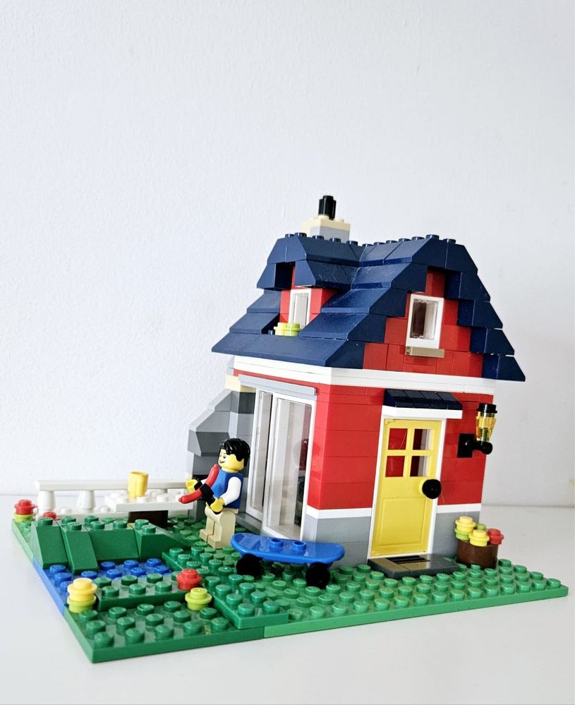 Lego Creator 31009 - Small Cottage (2013)