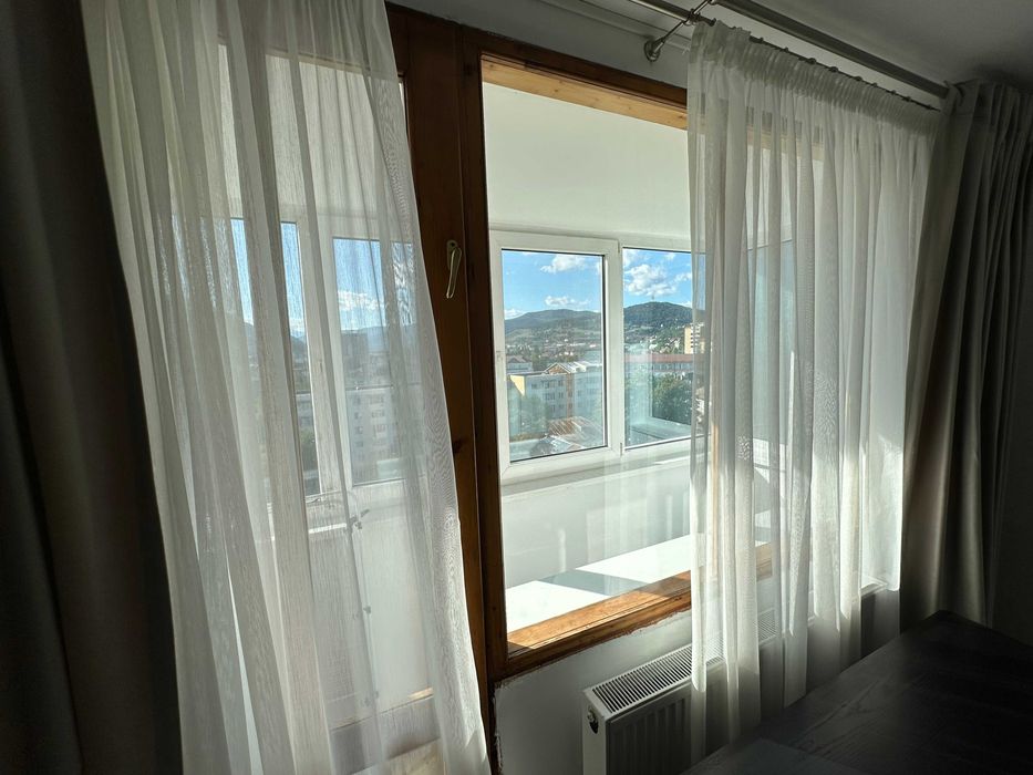De închiriat -Apartament 2 camere- P. Neamț, Bd. M. Eminescu + Parcare