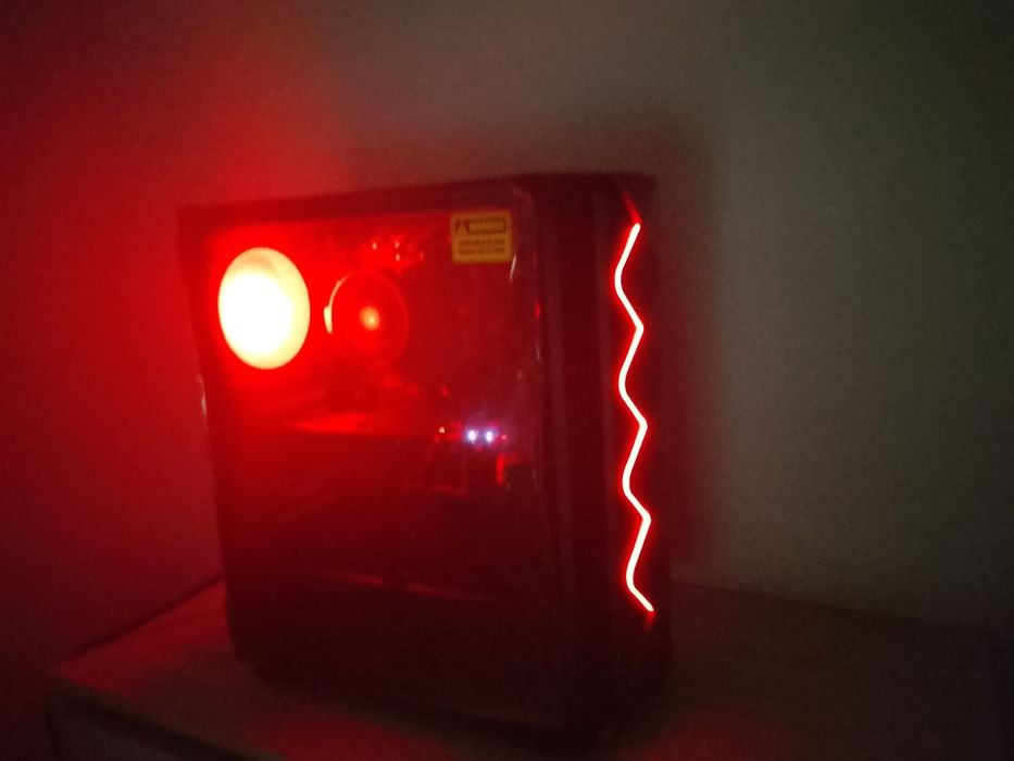 Gaming computer with a RX 5700xt  and Ryzen 5500
