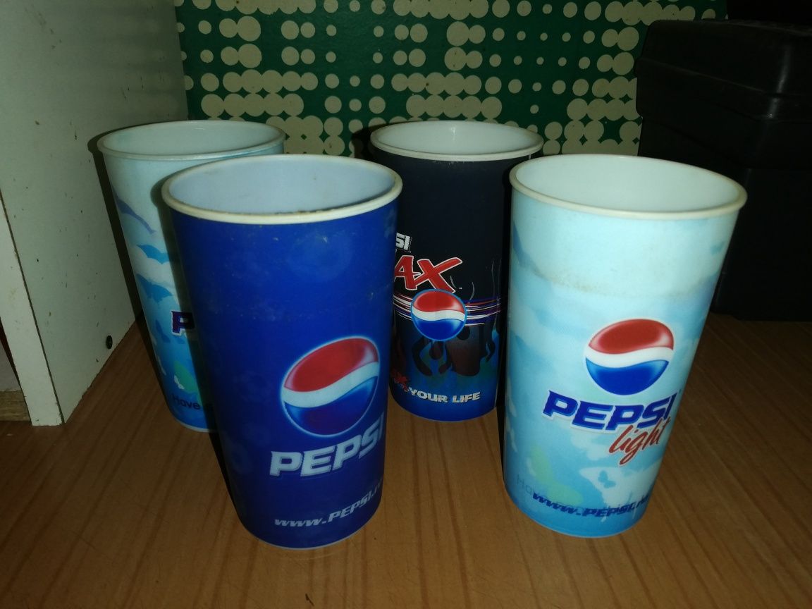 Set 4 pahare de colectie pepsi